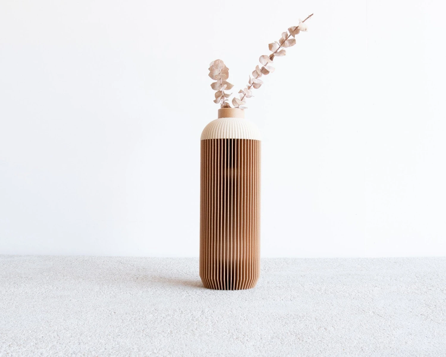 ONDE Vase By Minimum Design 4 ONDE Vase By Minimum Design - Image 4