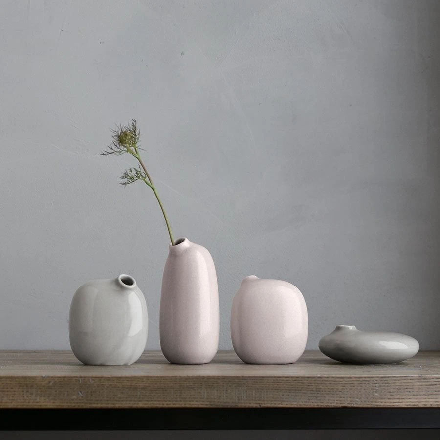 SACCO Vase Porcelain 02 By KINTO 2 SACCO Vase Porcelain 02 By KINTO - Image 2