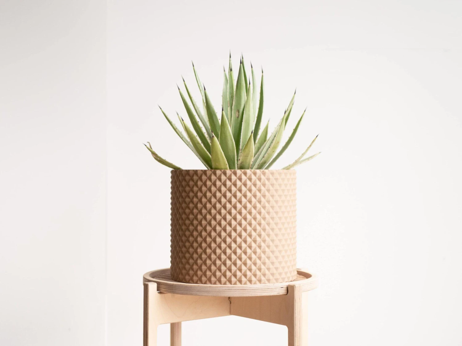 PIKO Planter By Minimum Design 1 PIKO Planter By Minimum Design