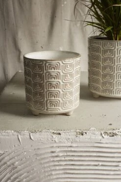 Itza Pot By ACCENT DECOR -Cloud-Hidden Plants s753278155256112669 p1367 i4 w1000