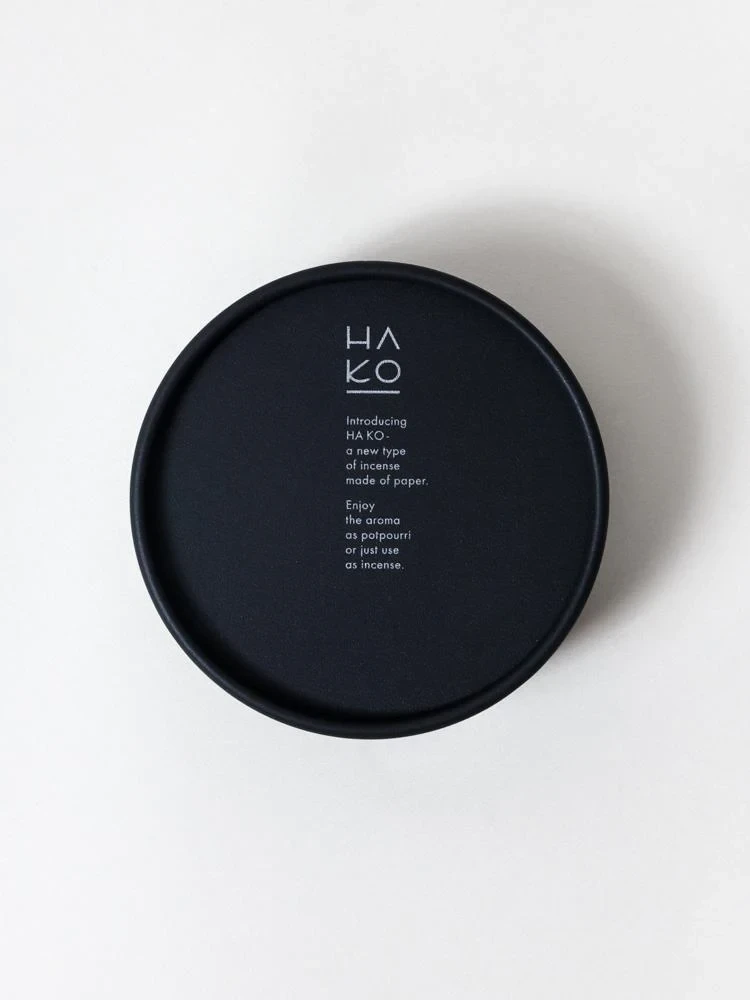 HA KO Paper Incense - Black, Set Of 6 (Focus) 4 HA KO Paper Incense - Black, Set Of 6 (Focus) - Image 4