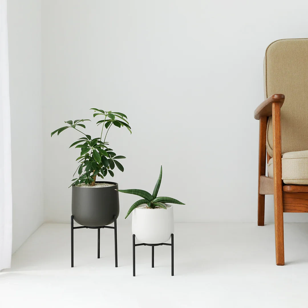 KINTO 211 Planter And Stand 3 KINTO 211 Planter And Stand - Image 3