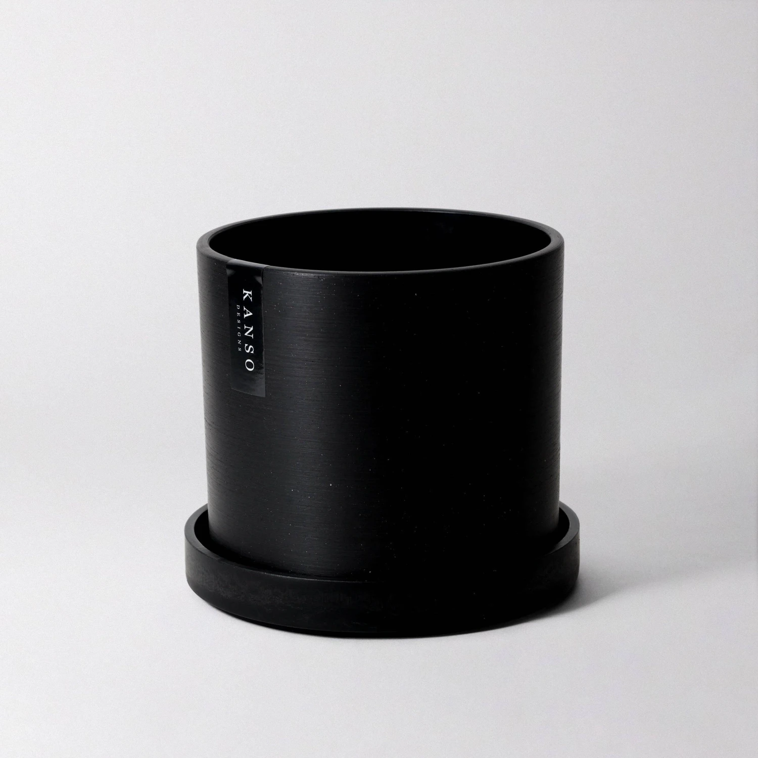 KANSO Earth Tones - 7" | Black | Signature Planter & Saucer 1 KANSO Earth Tones - 7" | Black | Signature Planter & Saucer